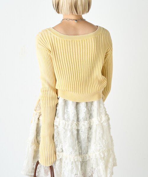 w closet（ダブルクローゼット）の「ドロストショートニット（ニット/セーター・レディース・ブルー/アイボリー/グリーン/レッド/イエロー/ネイビー・FREE）」の10枚目の写真