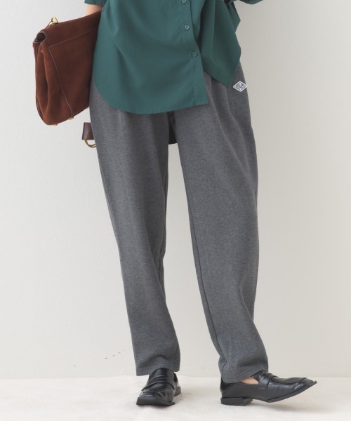 テック裏毛タックスウェットテーパードパンツ（スウェットパンツ