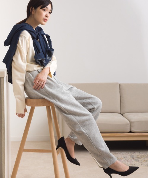 【新品未使用】M テック スウェット テーパードパンツ グレー セール】テック裏毛タックスウェットテーパードパンツ（スウェット
