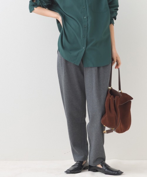 テック裏毛タックスウェットテーパードパンツ（スウェットパンツ