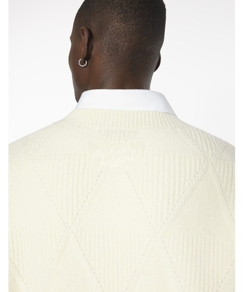 Maison Kitsune（メゾンキツネ）の「TEXTURED WOOL ARGYLE JUMPER（ニット/セーター・メンズ・アイボリー・XS/S/M/L/XL）」の7枚目の写真