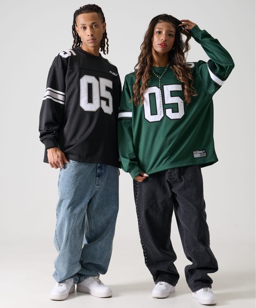 FUBU（ フブ）の「FUBU フブ ブランド ロゴ ナンバー ワッペン Vネック 長袖 ゲームシャツ（Tシャツ/カットソー・メンズ・ホワイト/ブラック/グリーン・XL/L/M/XXL）」の8枚目の写真