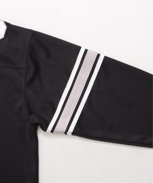 FUBU（ フブ）の「FUBU フブ ブランド ロゴ ナンバー ワッペン Vネック 長袖 ゲームシャツ（Tシャツ/カットソー・メンズ・ホワイト/ブラック/グリーン・XL/L/M/XXL）」の22枚目の写真