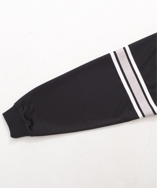 FUBU（ フブ）の「FUBU フブ ブランド ロゴ ナンバー ワッペン Vネック 長袖 ゲームシャツ（Tシャツ/カットソー・メンズ・ホワイト/ブラック/グリーン・XL/L/M/XXL）」の21枚目の写真