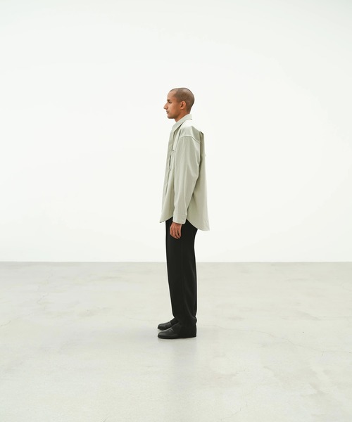 SimplyComplicated（シンプリーコンプリケイテッド）の「FRAME NYLON SHIRT（シャツ/ブラウス・メンズ・ダークブラウン/ブルー・1/2）」の8枚目の写真
