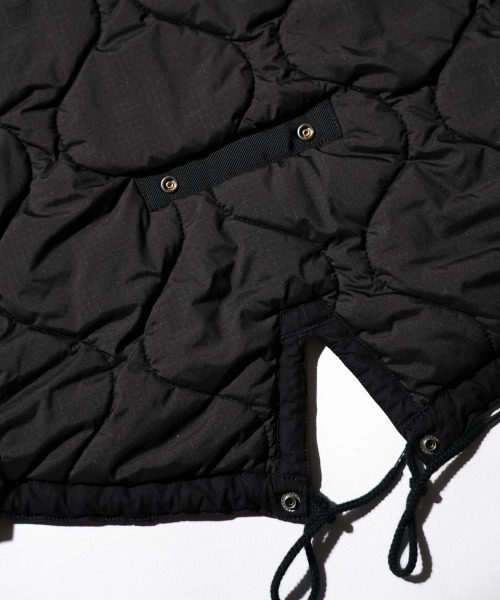 made in standard （メイドインスタンダード）の「MADE IN STANDARD メイドインスタンダード / QUILT LINED M-65 FIELD JACKET（ミリタリージャケット・メンズ・ブラック/オリーブ・MEDIUM/LARGE）」の10枚目の写真