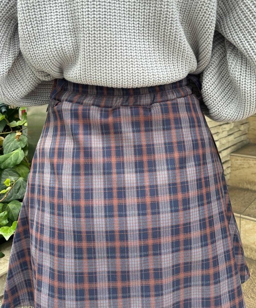 F i.n.t（フィント）の「ラップ風アシメチェックミニスカート/fint フィント（スカート・レディース・ネイビー/ブラウン・FREE）」の8枚目の写真
