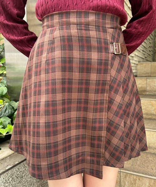 F i.n.t（フィント）の「ラップ風アシメチェックミニスカート/fint フィント（スカート・レディース・ネイビー/ブラウン・FREE）」の13枚目の写真