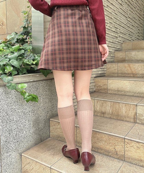 F i.n.t（フィント）の「ラップ風アシメチェックミニスカート/fint フィント（スカート・レディース・ネイビー/ブラウン・FREE）」の14枚目の写真