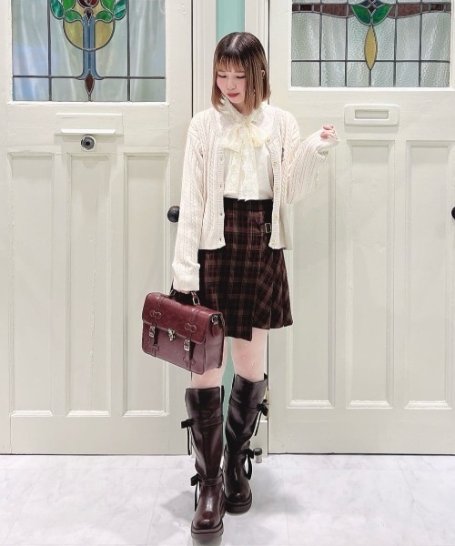 F i.n.t（フィント）の「ラップ風アシメチェックミニスカート/fint フィント（スカート・レディース・ネイビー/ブラウン・FREE）」の20枚目の写真