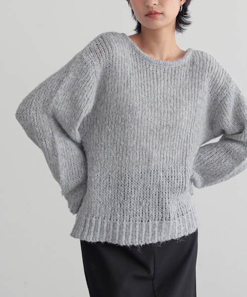 for/c(フォーシー)の「前後2WAモヘアライクYリボンニット【サスティナブル】(ニット/セーター・レディース・オフホワイト/グレー・M/L)」の3枚目の写真