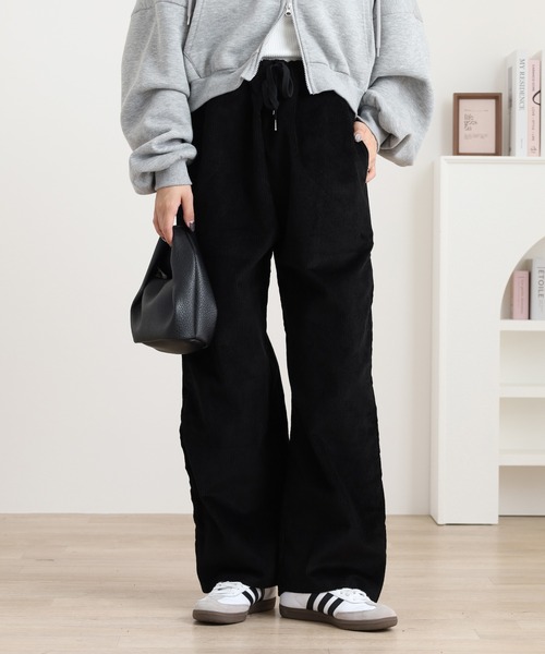 Arinomama(アリノママ)の「Arinomama ワイド サイドラインパンツ コーデュロイ Corduroy(その他パンツ・レディース・グレー/ブラック/ブラウン・FREE)」の4枚目の写真