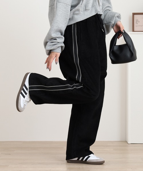 Arinomama(アリノママ)の「Arinomama ワイド サイドラインパンツ コーデュロイ Corduroy(その他パンツ・レディース・グレー/ブラック/ブラウン・FREE)」の6枚目の写真