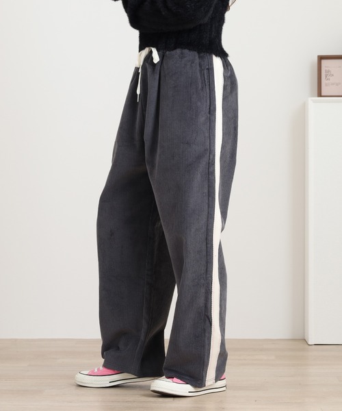 Arinomama(アリノママ)の「Arinomama ワイド サイドラインパンツ コーデュロイ Corduroy(その他パンツ・レディース・グレー/ブラック/ブラウン・FREE)」の9枚目の写真