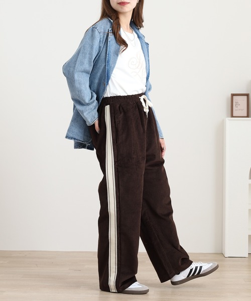 Arinomama(アリノママ)の「Arinomama ワイド サイドラインパンツ コーデュロイ Corduroy(その他パンツ・レディース・グレー/ブラック/ブラウン・FREE)」の15枚目の写真