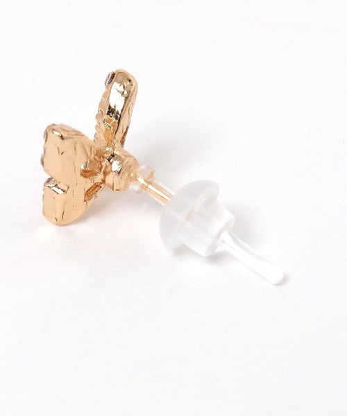 LAKOLE（ラコレ）の「バタフライビジュー樹脂ポストピアス / 592913（ピアス（両耳用）・レディース・その他1/その他2・FREE）」の3枚目の写真