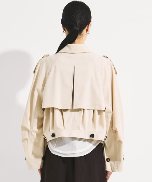 STUDIOUS(ステュディオス)の「【STUDIOUS/ステュディオス】BACK GATHER SHORT TRENCH BLOUSON/バックギャザートレンチブルゾン(ブルゾン・レディース・ホワイト/マルチ・FREE)」の20枚目の写真