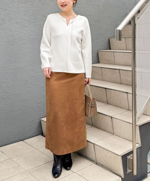 NOLLEY’S Sophi（ノーリーズソフィ）の「ウォッシャブルダンボール×タフタバックバルーンプルオーバー（Tシャツ/カットソー・レディース・ホワイト/ネイビー・38）」の4枚目の写真