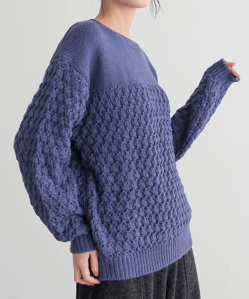 for/c(フォーシー)の「ざっくりニットトップス【サスティナブル】(ニット/セーター・レディース・ブラウン/ネイビー/パープル/アイボリー・L/M)」の4枚目の写真