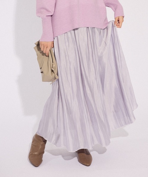 Green　Parks（グリーンパークス）の「シャイニーサテンセルフプリーツギャザーフレアスカート（スカート・レディース・ブラック/グレー/アイボリー・FREE）」の3枚目の写真