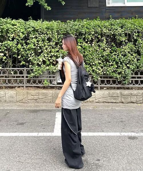 FLAREUP(フレアアップ)の「Asymmetrical Wide Pants (FL-253_Black)(その他パンツ・レディース・ブラック・SMALL/MEDIUM)」の13枚目の写真
