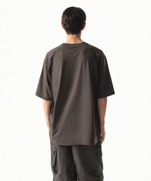 MUSINSA STANDARD（ムシンサスタンダード）の「[シティレジャー] ストラクチャードブロックTシャツ [マッドグレー]（Tシャツ/カットソー・メンズ・その他・SMALL/MEDIUM/LARGE/X-LARGE/XX-LARGE）」の5枚目の写真