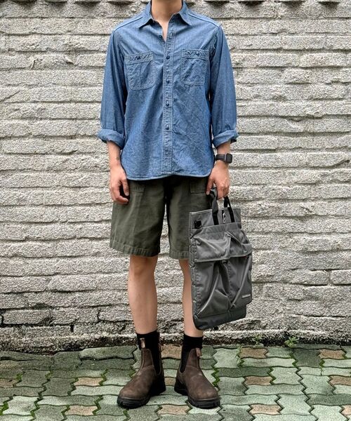 OUTSTANDING(アウトスタンディング)の「USN SELVEDGE CHAMBRAY SHIRT_L.BLUE(シャツ/ブラウス・メンズ・その他・SMALL/MEDIUM/LARGE/X-LARGE)」の14枚目の写真