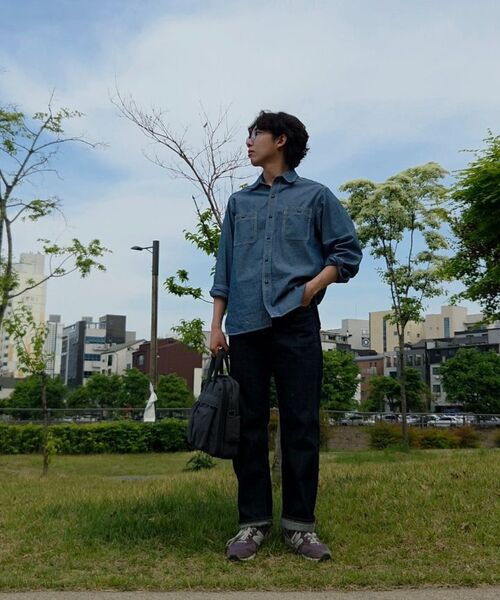 OUTSTANDING(アウトスタンディング)の「USN SELVEDGE CHAMBRAY SHIRT_L.BLUE(シャツ/ブラウス・メンズ・その他・SMALL/MEDIUM/LARGE/X-LARGE)」の22枚目の写真