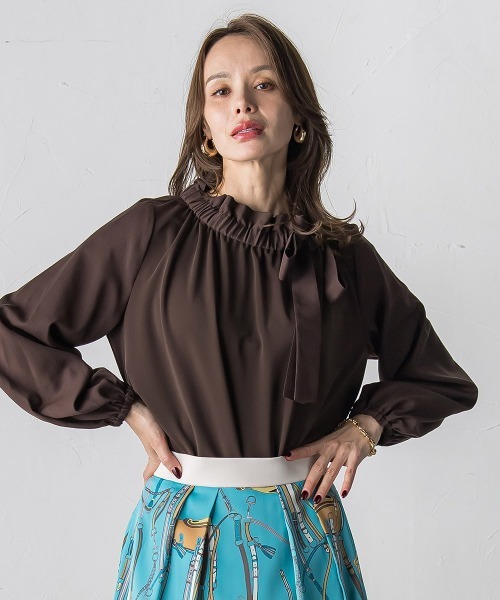Viaggio Blu（ビアッジョブルー）の「サイドリボンカットソー≪洗濯機で洗える≫（Tシャツ/カットソー・レディース・オフホワイト/ブラウン/ピンク・S/M）」の2枚目の写真