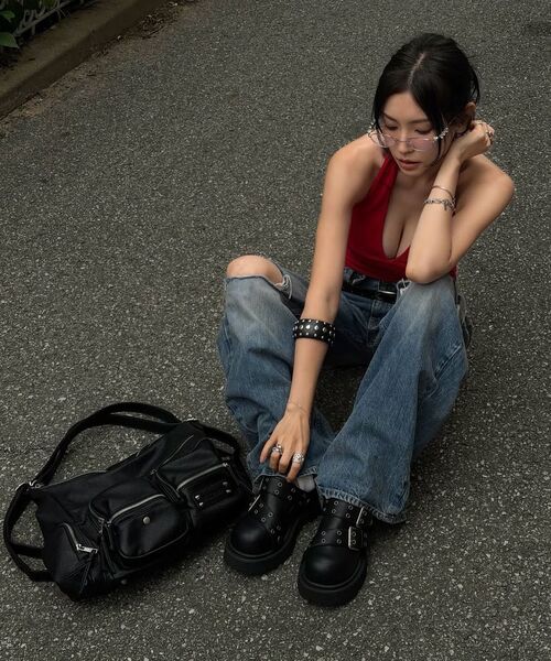 BLACKPURPLE(ブラックパープル)の「レト マルチカーゴバッグ Leto Multi Cargo Bag _Black(ショルダーバッグ・レディース・ブラック・FREE)」の5枚目の写真