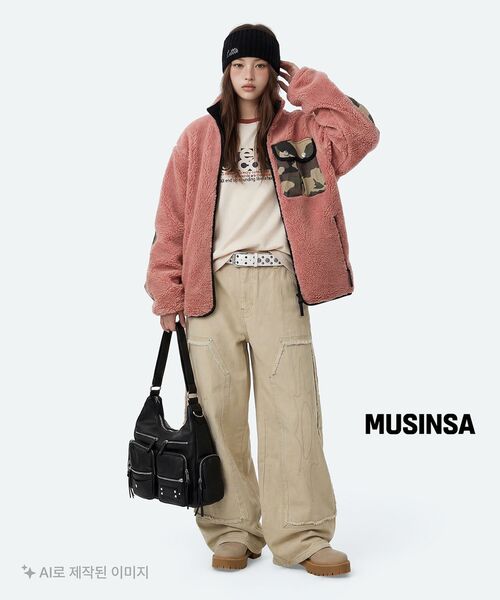 BLACKPURPLE(ブラックパープル)の「レト マルチカーゴバッグ Leto Multi Cargo Bag _Black(ショルダーバッグ・レディース・ブラック・FREE)」の10枚目の写真