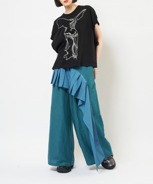 gomme(ゴム)の「Li/Rクロス リネンレーヨンフリルパンツ(その他パンツ・レディース・グリーン・MEDIUM)」の3枚目の写真