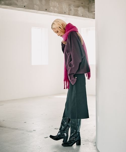 HEREIAM（ヘレイアム）の「【HEREIAM】やみつきになる肌触り/ファインタッチニットミディスカート（スカート・レディース・アイボリー/ブラック・FREE）」の4枚目の写真