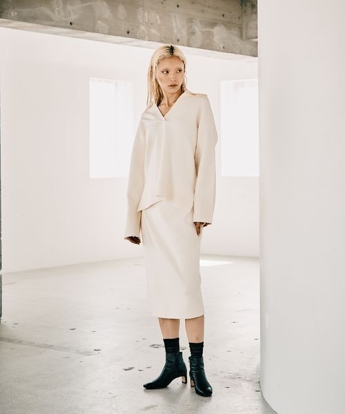 HEREIAM（ヘレイアム）の「【HEREIAM】やみつきになる肌触り/ファインタッチニットミディスカート（スカート・レディース・アイボリー/ブラック・FREE）」の5枚目の写真