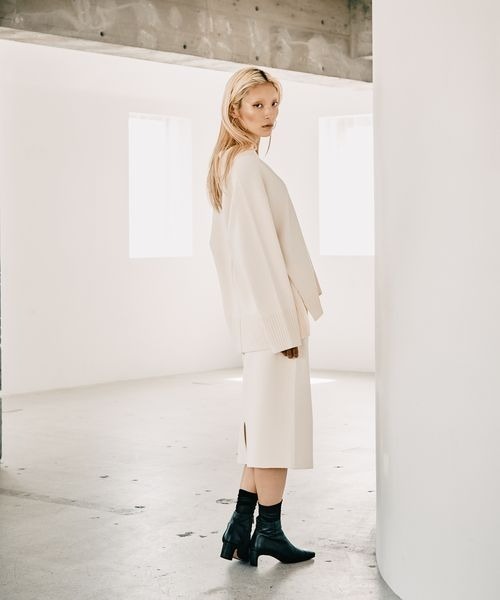 HEREIAM（ヘレイアム）の「【HEREIAM】やみつきになる肌触り/ファインタッチニットミディスカート（スカート・レディース・アイボリー/ブラック・FREE）」の6枚目の写真