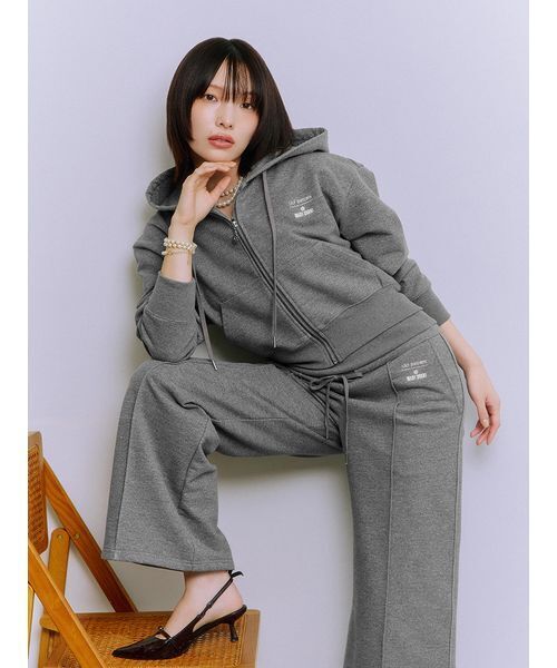 LILY BROWN（リリーブラウン）の「【LILY BROWN×MARY QUANT】スウェットパーカー（パーカー・レディース・アイボリー/グレー・F）」の5枚目の写真