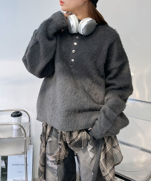 AS KNOW AS plus（アズノゥアズプラス）の「♪ゆるっとビッグサイズ ヘンリーネック シャギーニットプルオーバー【UNISEX ITEM】（ニット/セーター・レディース・アイボリー/ブルーグレー/チャコールグレー/ピンク・FREE）」の3枚目の写真