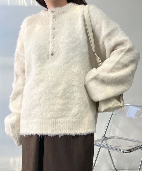 AS KNOW AS plus（アズノゥアズプラス）の「♪ゆるっとビッグサイズ ヘンリーネック シャギーニットプルオーバー【UNISEX ITEM】（ニット/セーター・レディース・アイボリー/ブルーグレー/チャコールグレー/ピンク・FREE）」の10枚目の写真