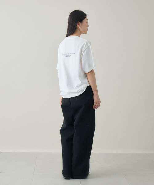 kuros'(クロス)の「【kuros'オリジナル】NOIR LOGO TEE ユニセックス 綿100%(Tシャツ/カットソー・メンズ・ブラック/ホワイト・MEDIUM/LARGE)」の8枚目の写真
