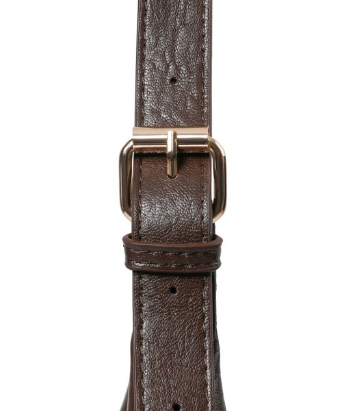 MUCENT（ムセント）の「【UNISEX】MUCENT／クレセントレザーバッグ（ショルダーバッグ・レディース・ブラック/ブラウン・FREE）」の13枚目の写真