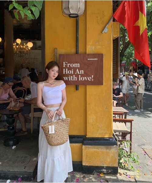 ARI(アリ)の「SHERRY UNBALANCE SHIRRLING TOP / WHITE(Tシャツ/カットソー・レディース・ホワイト・FREE)」の2枚目の写真