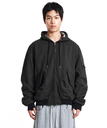 KICHUL（キチョル）の「Gridcore zip hoodie jumper (Charcoal)（MA-1）」