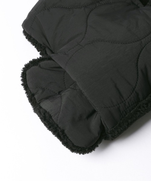 GLOBAL WORK(グローバルワーク)の「キルティングリバーシブルマフラー/611481(マフラー・メンズ・ブラック/グリーン・FREE)」の14枚目の写真