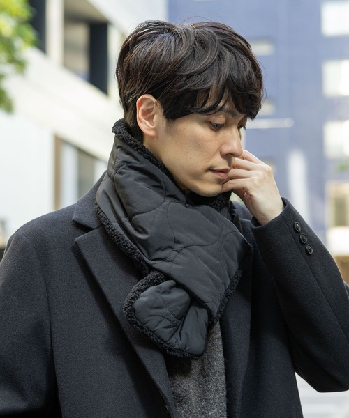 GLOBAL WORK(グローバルワーク)の「キルティングリバーシブルマフラー/611481(マフラー・メンズ・ブラック/グリーン・FREE)」の4枚目の写真