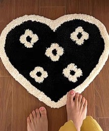 Vini（ヴィニ）の「滑り止め付 ハート型 ふわふわ ラグ   マット（ラグ/マット）」