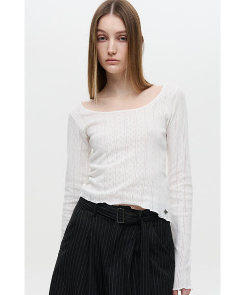 DNSR WOMEN(ディーエヌエスアールウーマン)の「エアリーUネックロングスリーブホワイト(Tシャツ/カットソー・レディース・その他・OS)」の1枚目の写真