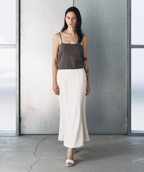ATMORE(アットモア)の「ベラマーメイドバンディングスカート(クリーム)(スカート・レディース・アイボリー・SMALL/MEDIUM)」の3枚目の写真