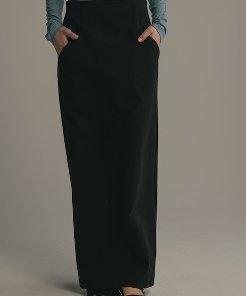 CINOH（チノ）の「DOUBLE CLOTH TIGHT SKIRT（スカート・レディース・ベージュ/ブラック・36/38）」の13枚目の写真