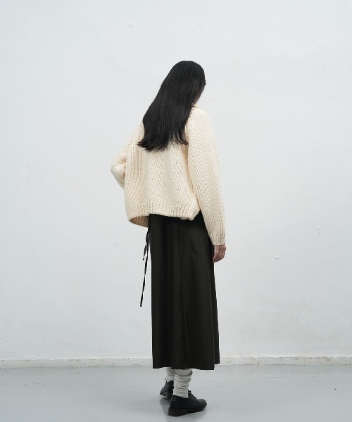 GENERAL IDEA(ジェネラルアイデア)の「【GENERAL IDEA】ウールブレンドジップアップカーディガン / COZY WOOL BLEND ZIP-UP CARDIGAN(カーディガン/ボレロ・レディース・グレー/アイボリー/ベージュ・L/M/S)」の10枚目の写真