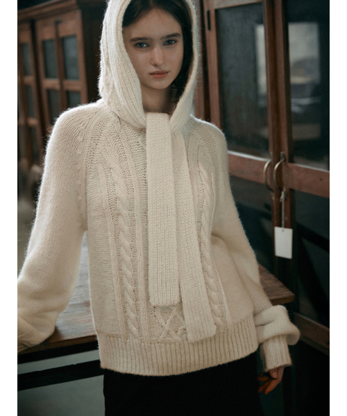 LENINA(レニーナ)の「SYLVIA cable sweater_IVORY(ニット/セーター・レディース・アイボリー・FREE)」の3枚目の写真